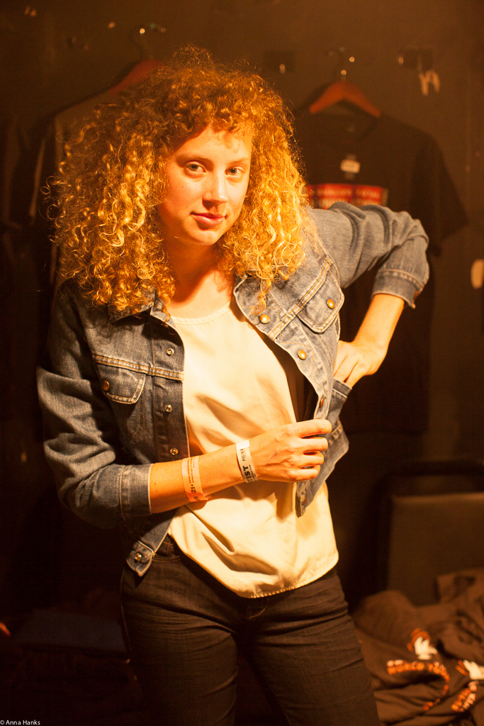 Swans merch saleswoman